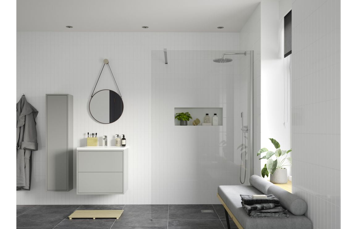 Easy 8mm 700mm Wetroom Screen